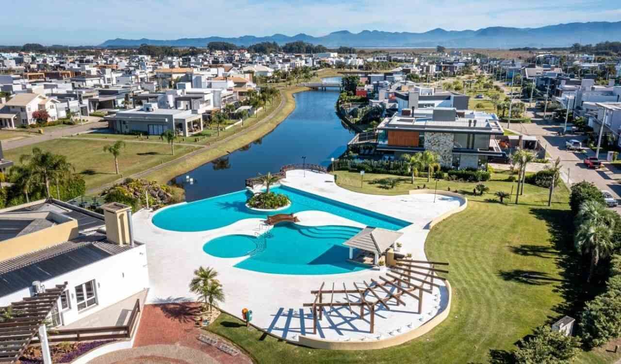Imóvel à venda em Centro, Xangri-lá/RS, bairro Centro — foto do anúncio