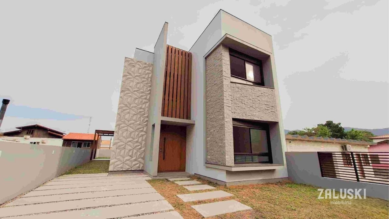 Casa à venda em Siriú, Garopaba/SC, bairro Siriú — foto do anúncio