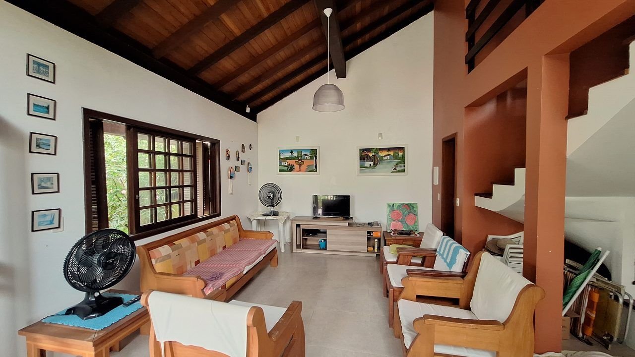 Casa à venda em Centro, Garopaba/SC, bairro Centro — foto do anúncio