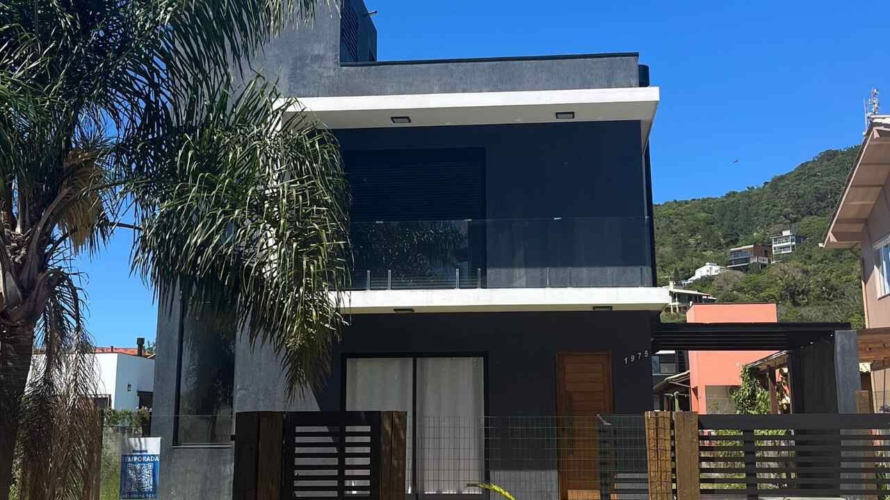 Casa à venda em Ferraz, Garopaba/SC, bairro Ferraz — foto do anúncio
