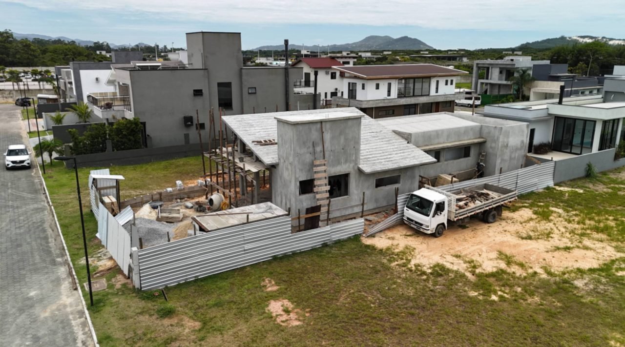 Apartamento à venda em Porto Belo/SC — foto do anúncio