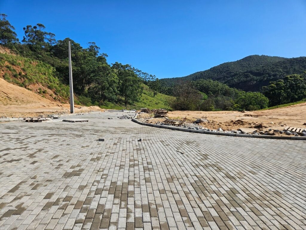 Terreno à venda em Bella Vista, Imbituba/SC, bairro Bella Vista — foto do anúncio